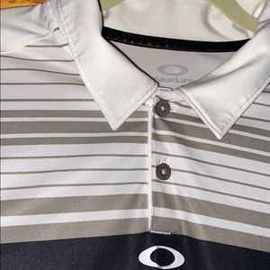 Oakley Men’s Dress Shirt